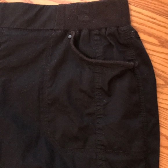 Bundle Christopher and Banks Capris size 14 - Picture 5 of 7